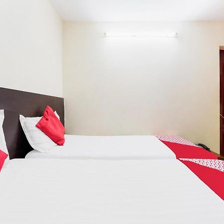 Spot On Hotel Supriya Vijayawāda Exterior photo